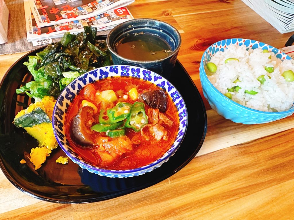 聖蹟桜ケ丘老舗喫茶店カフェテラスシナモン 日替わりベジランチGUMBO