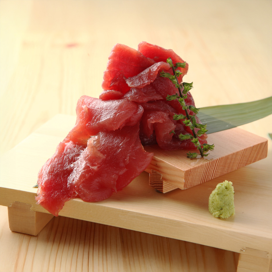 多摩センターさかな市場 漁漁 名物!こぼれるほどのマグロ盛り