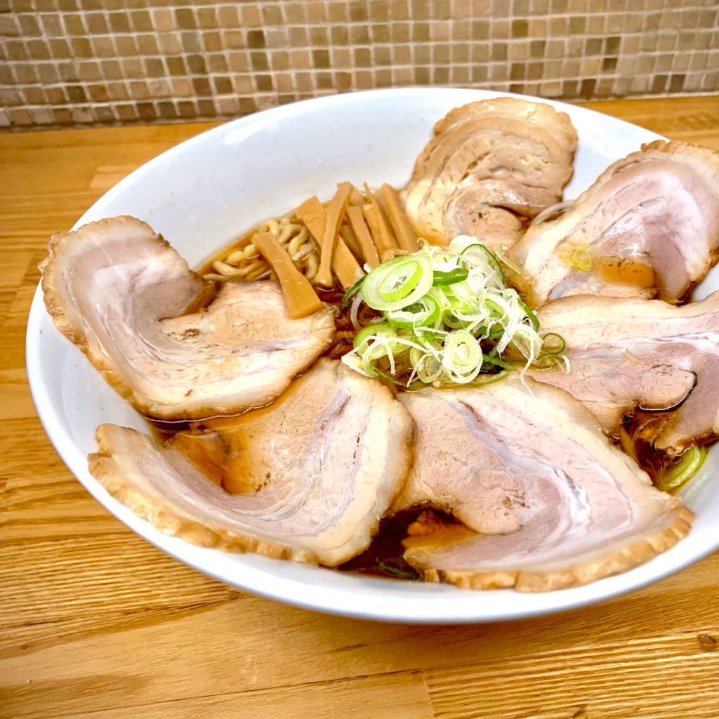聖蹟桜ケ丘ラーメン特一番チャーシュー麺